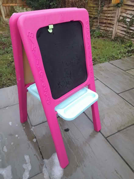 Photo of free Pink kids easel (Longton PR4) #2