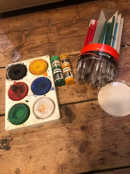 Photo of free Poster paints and paintbrushes (Mousehold NR3) #1