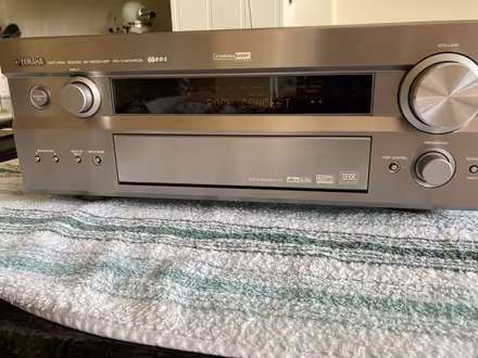 Photo of free Yamaha RX-V1400RDS AV Receiver (Hook SO31) #1