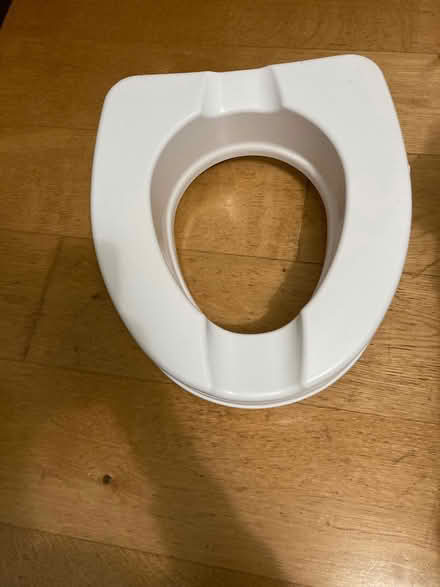 Photo of free Mobility aid - toilet raiser (Kingston KT2) #1
