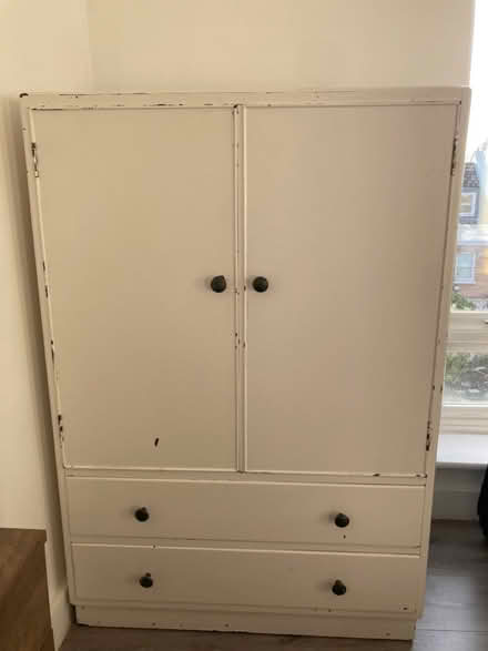 Photo of free White wardrobe (SE19) #1