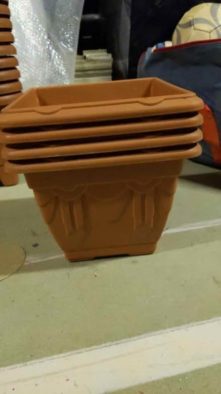 Photo of free Small square flower pots (South croydon) #1