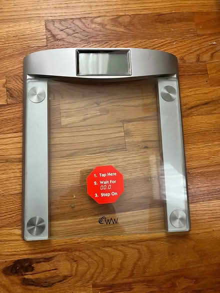 Photo of free Electric scale (Clinton Hill) #1