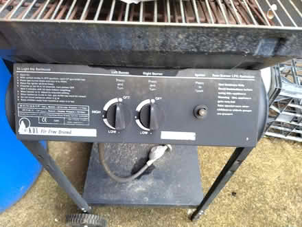 Photo of free Small Covered KDL Twin BBQ (Whalan. NSW 2770) #4