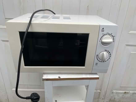Photo of free Microwave cooker (Berryfield SN12) #2