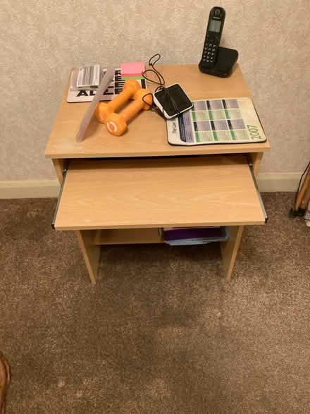 Photo of free computer desk (B312ll) #1