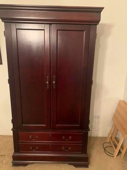 Photo of free QUALITY furniture SUNDAY ONLY (Bolingbrook) #3