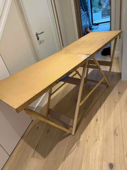 Photo of free Decorator's foldable pasting table (Stroud Green N4) #3
