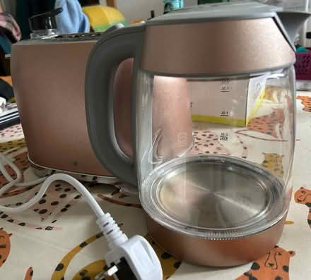 Photo of free Tower Kettle and Toaster (2 slice) (Hillsborough S6) #1