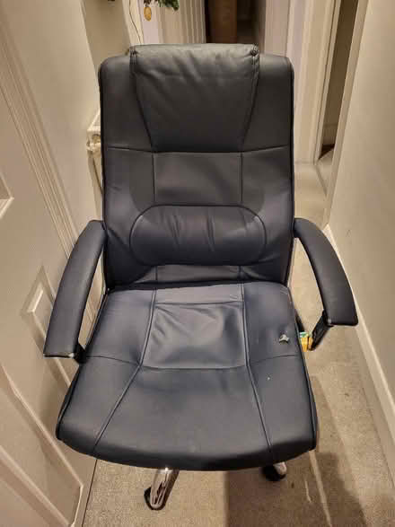 Photo of free office chair (Finchley N2) #1