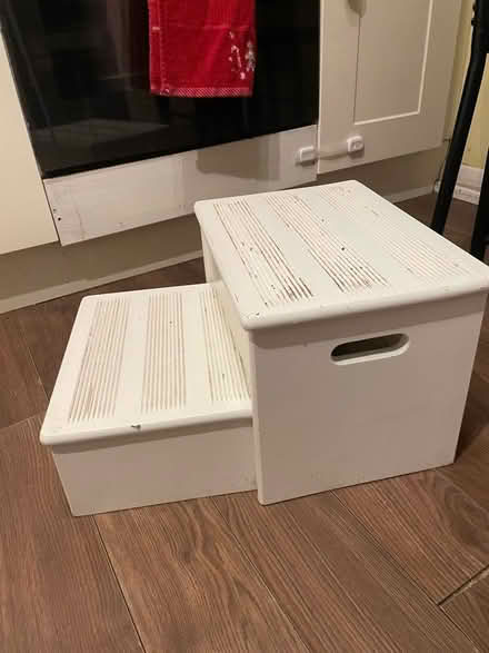 Photo of free Wooden toddler step (Leytonstone E11) #3