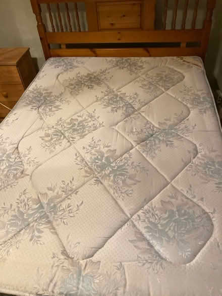 Photo of free Double bed (B312ll) #2