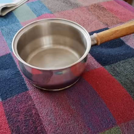 Photo of free Copper Bottomed Stainless Steel Saucepan (Rayleigh SS6) #1