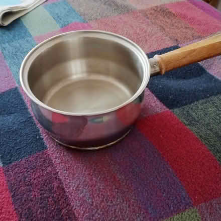 Photo of free Copper Bottomed Stainless Steel Saucepan (Rayleigh SS6) #1