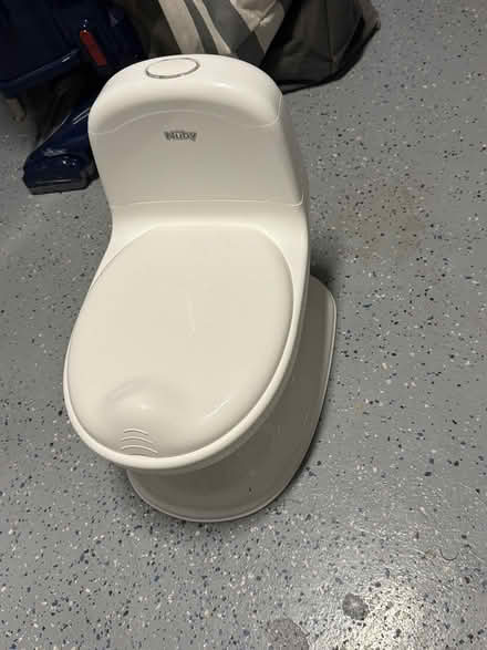 Photo of free Baby training toilet (Annandale, VA) #1