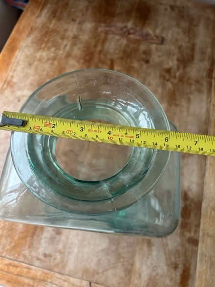 Photo of free Large glass vase (Royston, by the station (SG8)) #2