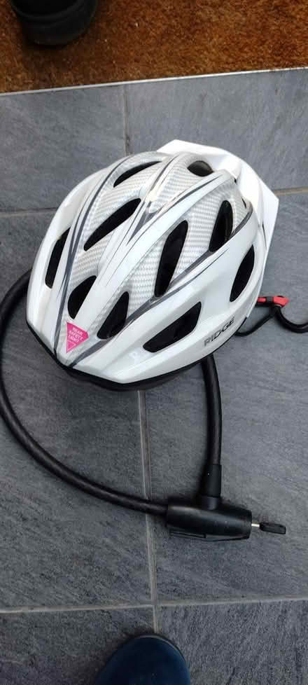 Photo of free Cycle helmet and bike lock (st. albans, al4) #1