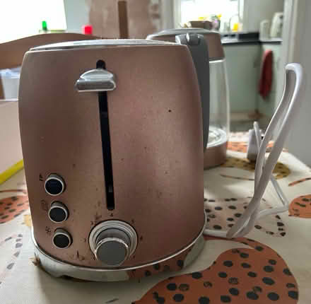 Photo of free Tower Kettle and Toaster (2 slice) (Hillsborough S6) #3