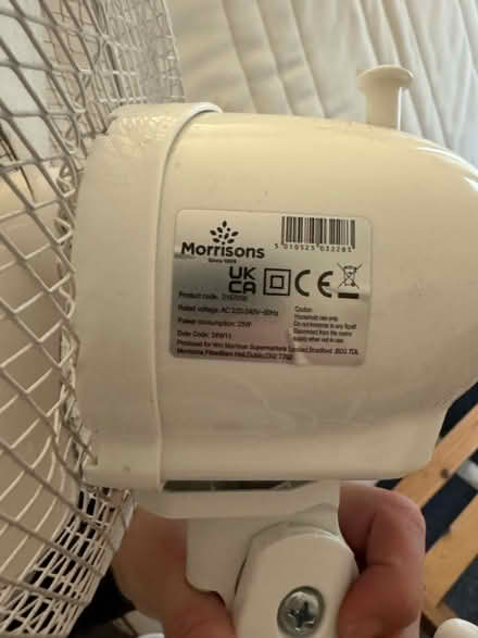 Photo of free Desk fan (Wood Green N22) #3