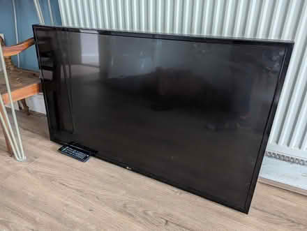 Photo of free LG 43" smart TV (slightly dodgy) (Odd Down) #1