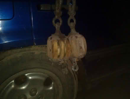 Photo of free Pair of wooden pulley blocks (GU51) #1