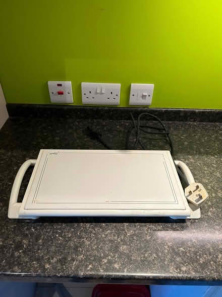 Photo of free Electric heated tray (Ware SG12) #1