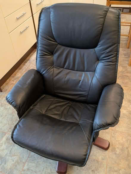 Photo of free A pair of black armchairs (Lancing BN15) #1