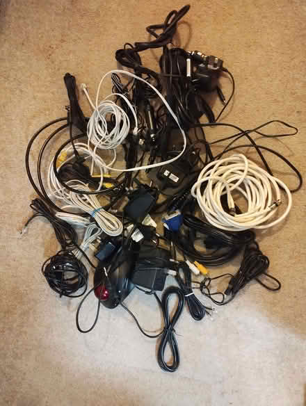 Photo of free Collection of cables (Gledhow LS7) #1