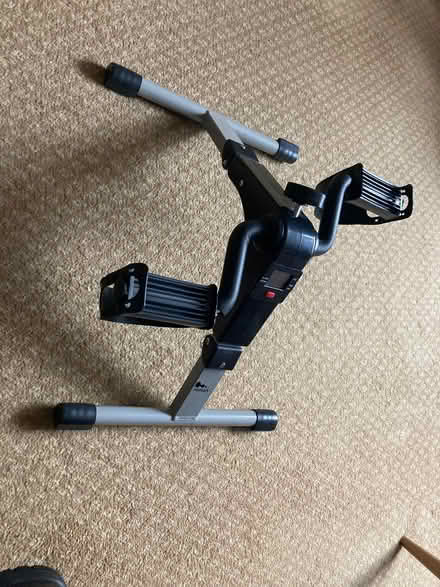 Photo of free Pedal exercise machine (Himlay) (Oldfield Park) #3