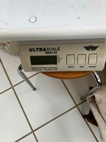 Photo of free Baby Weighing Scales (Hailsham BN27) #1