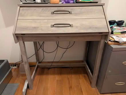 Photo of free Home office desk (Greenpoint) #1