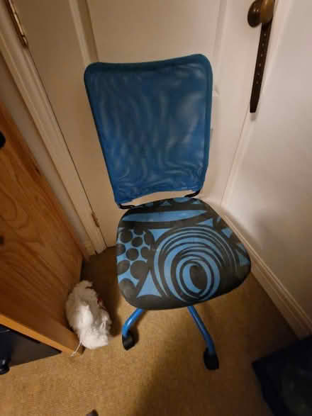 Photo of free Desk chair (East Grinstead town center) #1