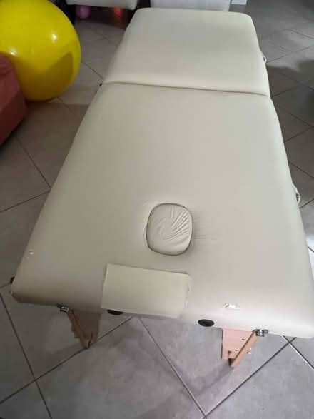 Photo of free Massage Table (Hillsboro Blvd,Deerfield beach) #2