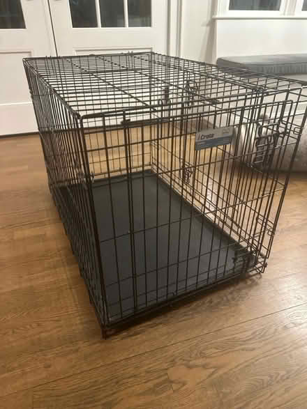 Photo of free Dog crate - medium (Winchester MA) #1