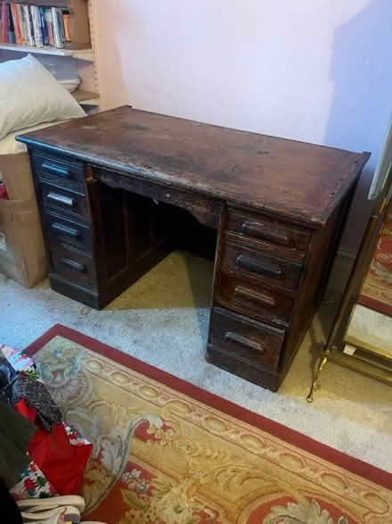 Photo of free Desk (N10) #2