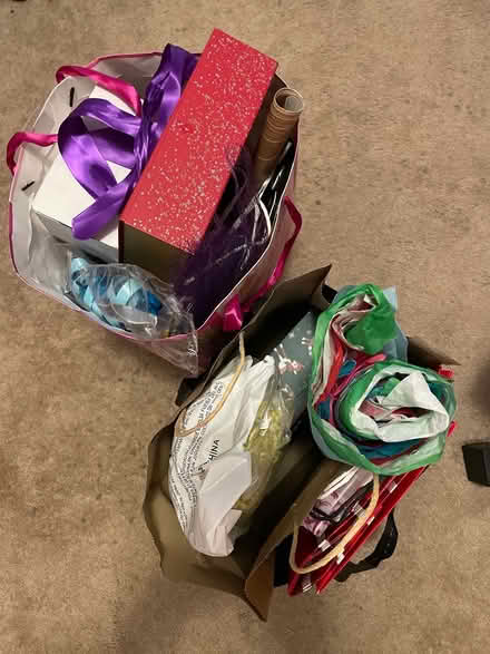 Photo of free Gift wrapping supplies (Metro diner-DE/Wawa Elkton RD) #1