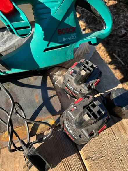Photo of free Battery hedge trimmer (Heanor, Ilkeston, Derby) #2