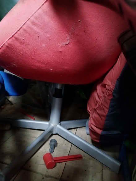 Photo of free IKEA Skruvsta swivel chair (Irby CH61) #1