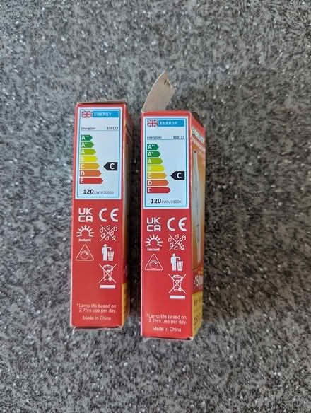 Photo of free Ever Ready Halogen bulbs x 2 (Guarlford WR14) #4