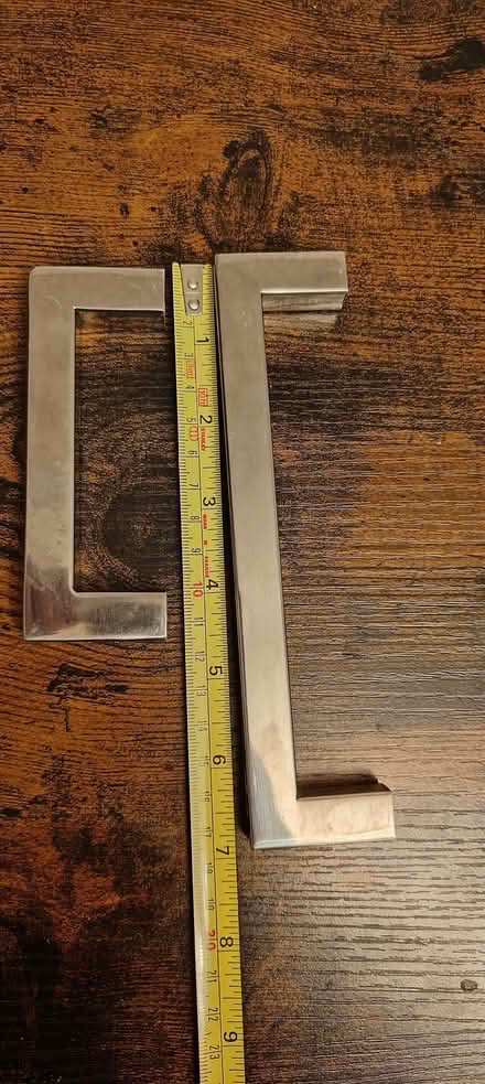 Photo of free Cupboard door and drawer handles (St Albans AL1) #1