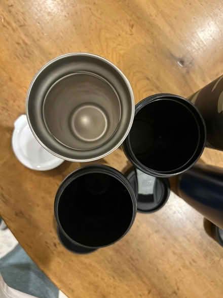 Photo of free Five (5) travel mugs (NW Evanston) #3