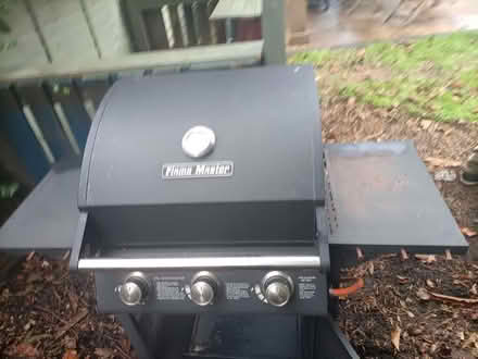 Photo of free Old Barbecue (Camberly GU15) #3