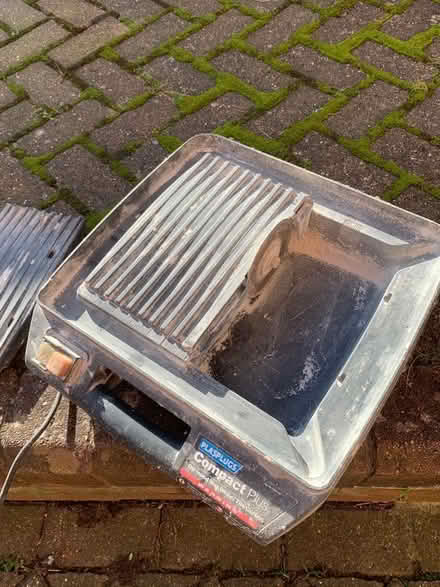 Photo of free Electric water cooled tile cutter (Malvern WR14) #1