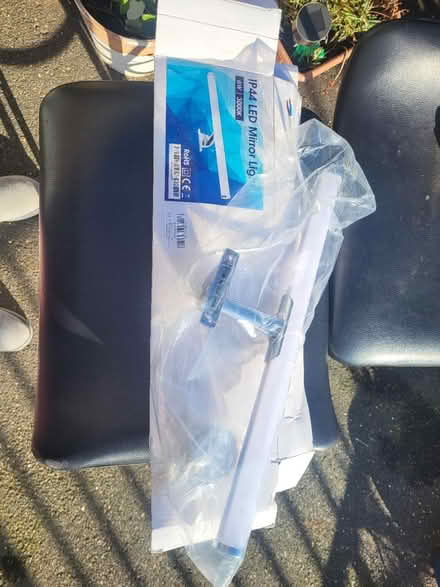 Photo of free Wall light (Crystal Palace) #1