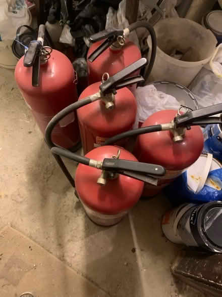 Photo of free 5 x Fire extinguisher water (Se1) #1