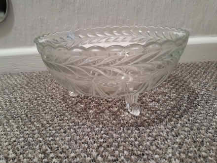 Photo of free Glass bowl with feet (Barnard's Green WR14) #1