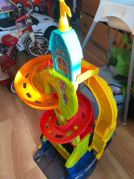 Photo of free Fisher Price toy 2-1 Race Track (11379) #1