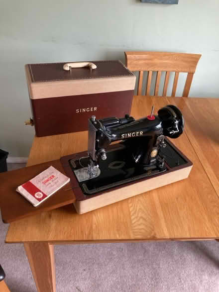 Photo of free Singer sewing machine (Shirley CR0) #1