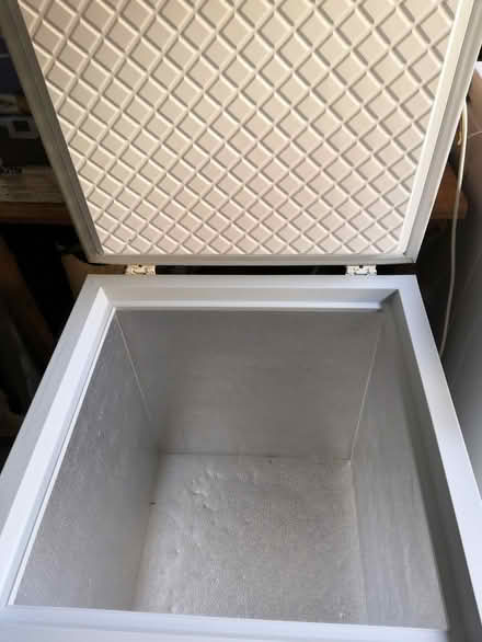 Photo of free Small Chest Freezer (DE3) #4