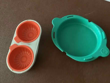Photo of free Teapots and microwave utensil (CH4 Chester) #1